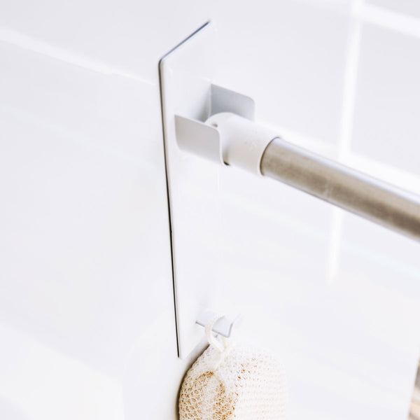 MIST マグネットバスルーム物干し竿ホルダー2個組 ミスト ホワイト.|m2