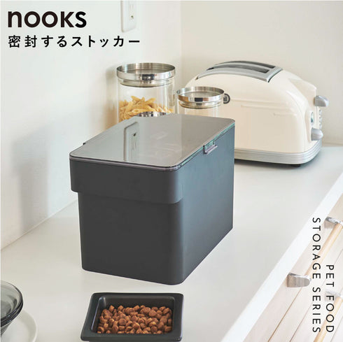 密閉ペットフードストッカー ヌークス 3.5kg 計量カップ付.|s1
